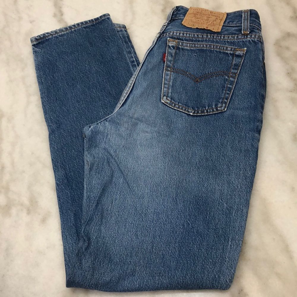 Vintage 1987 Levi’s 501 28x31 (Womens Sz 11) Made in USA Button Fly Straight Leg